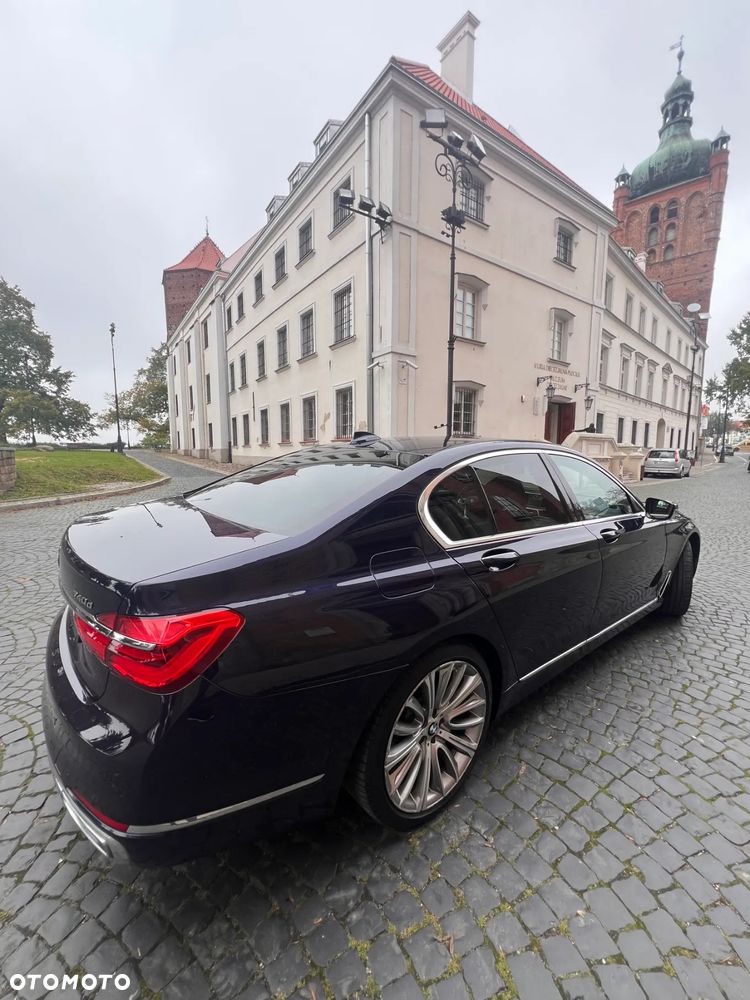 BMW Seria 7 740d xDrive - 7