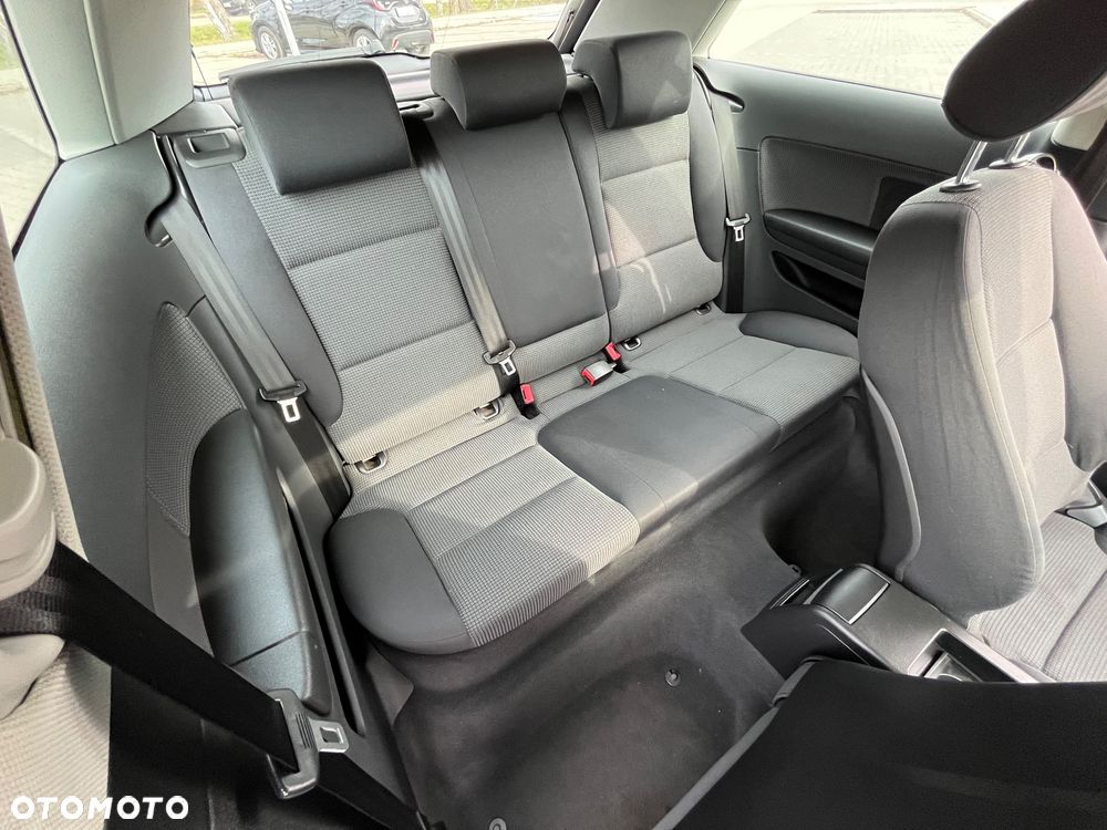 Audi A3 3-drzwiowe 1.6 Ambition - 37