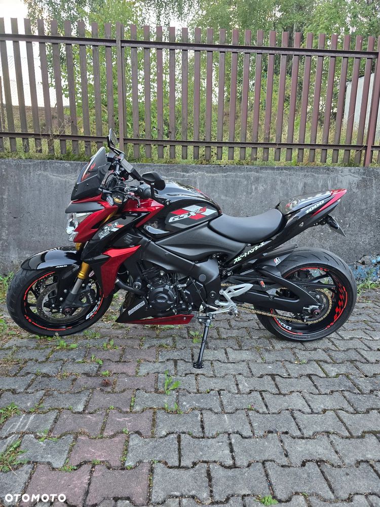 Suzuki GSX 1000 - 2
