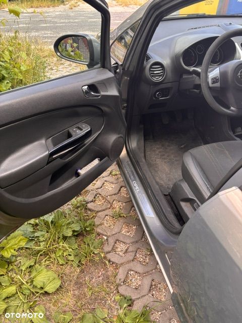 Opel Corsa 1.2 16V Enjoy - 15
