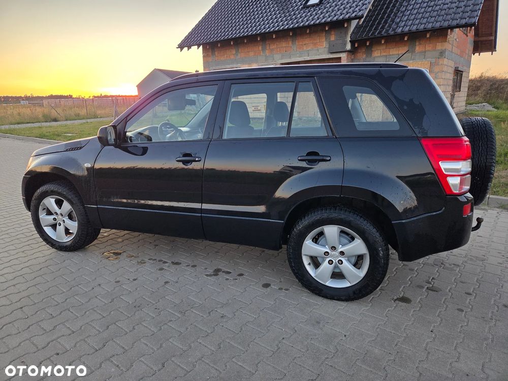 Suzuki Grand Vitara 2.0 Comfort - 8