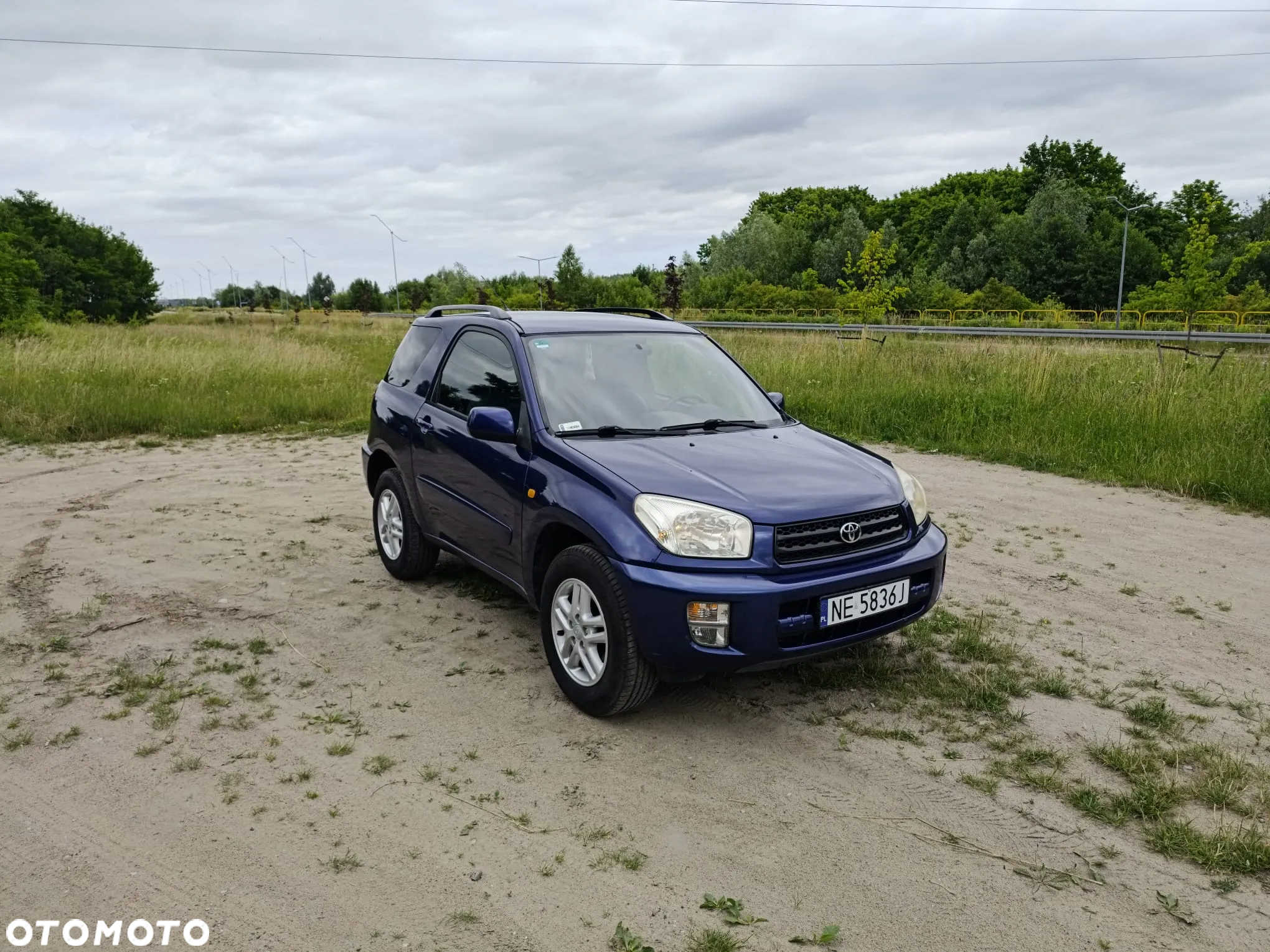 Toyota RAV4 1.8 VVT-i 4x2 - 6