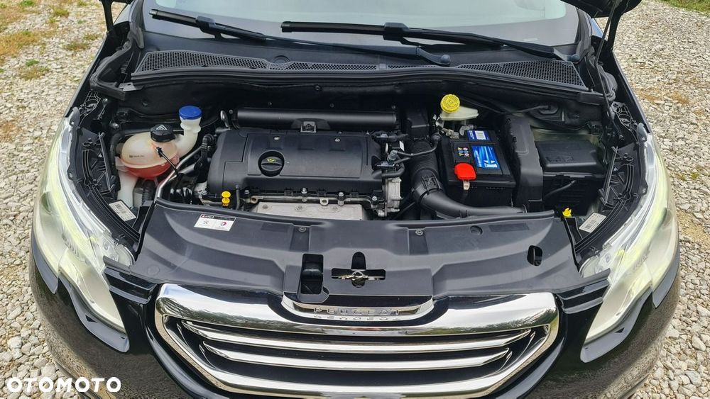 Peugeot 2008 1.6 VTi Allure - 32
