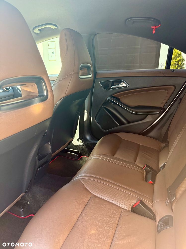 Mercedes-Benz CLA 200 (CDI) d 4Matic 7G-DCT - 19
