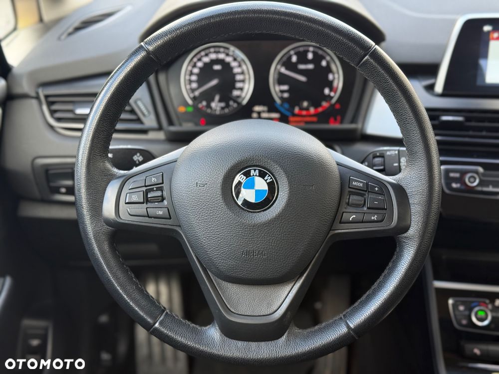 BMW Seria 2 216d GT - 28