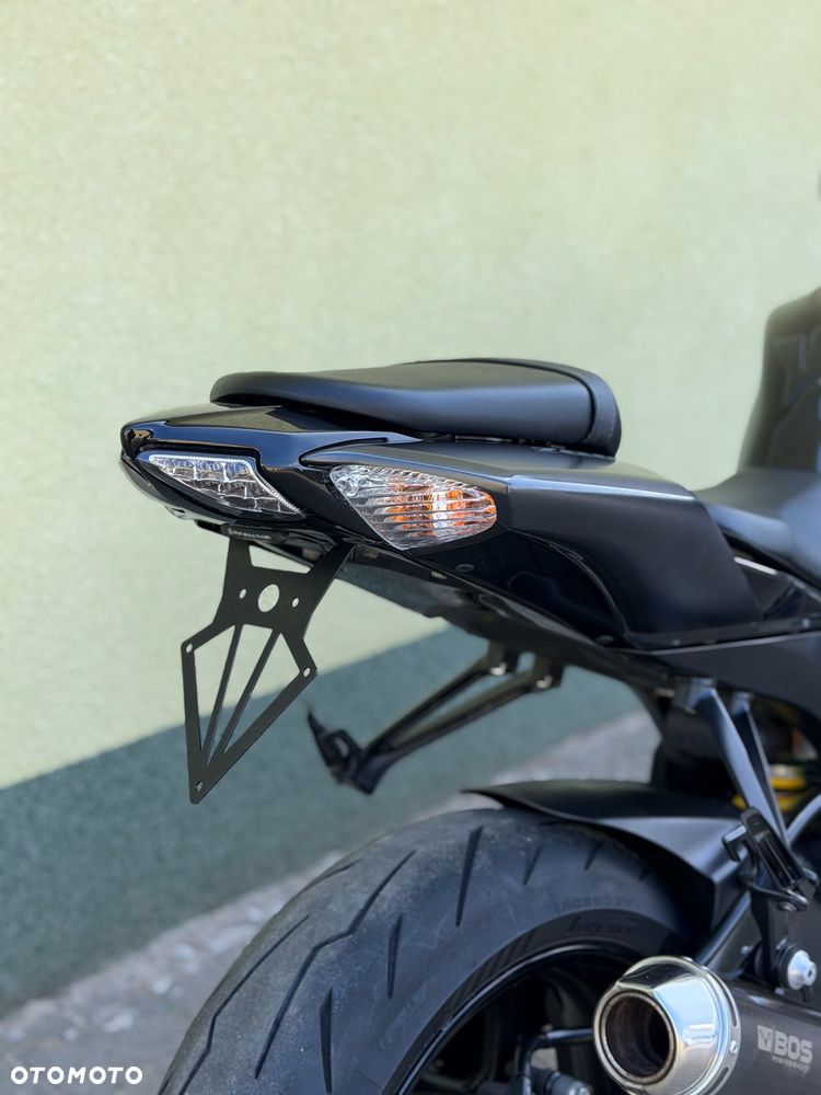 Suzuki GSX-R - 11