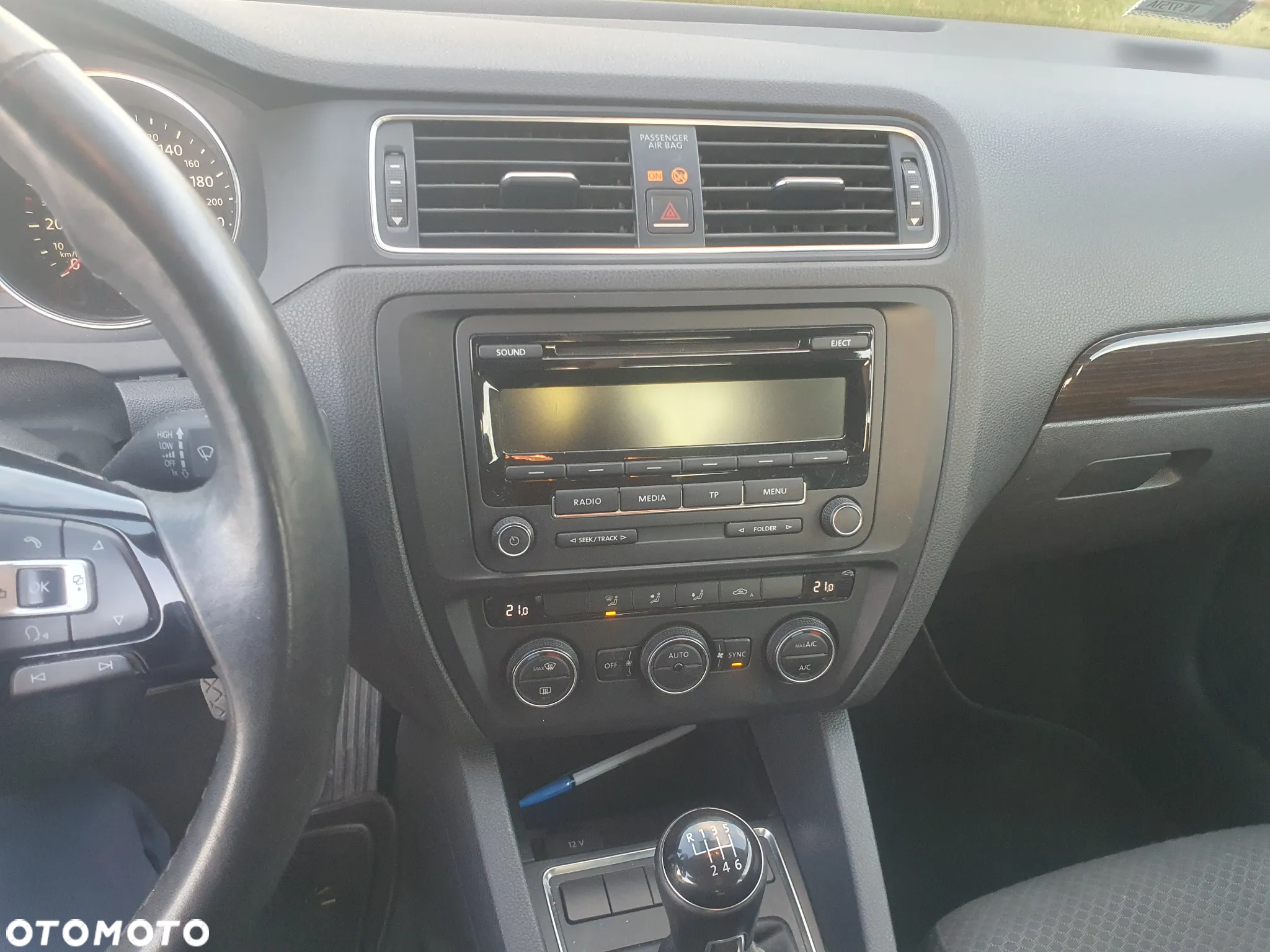 Volkswagen Jetta 1.4 TSI BMT Comfortline - 21