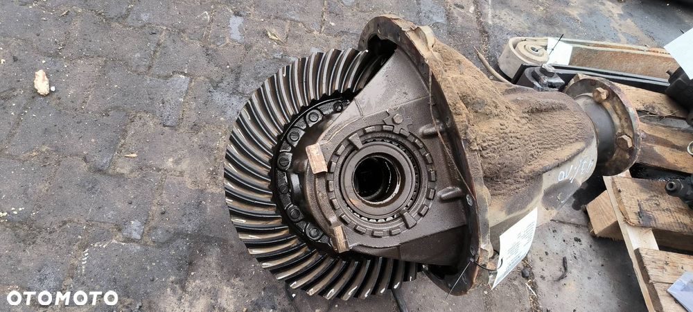 DYFERENCJAŁ TYŁ MERCDES-BENZ AXOR 2528L 43:10 - 1