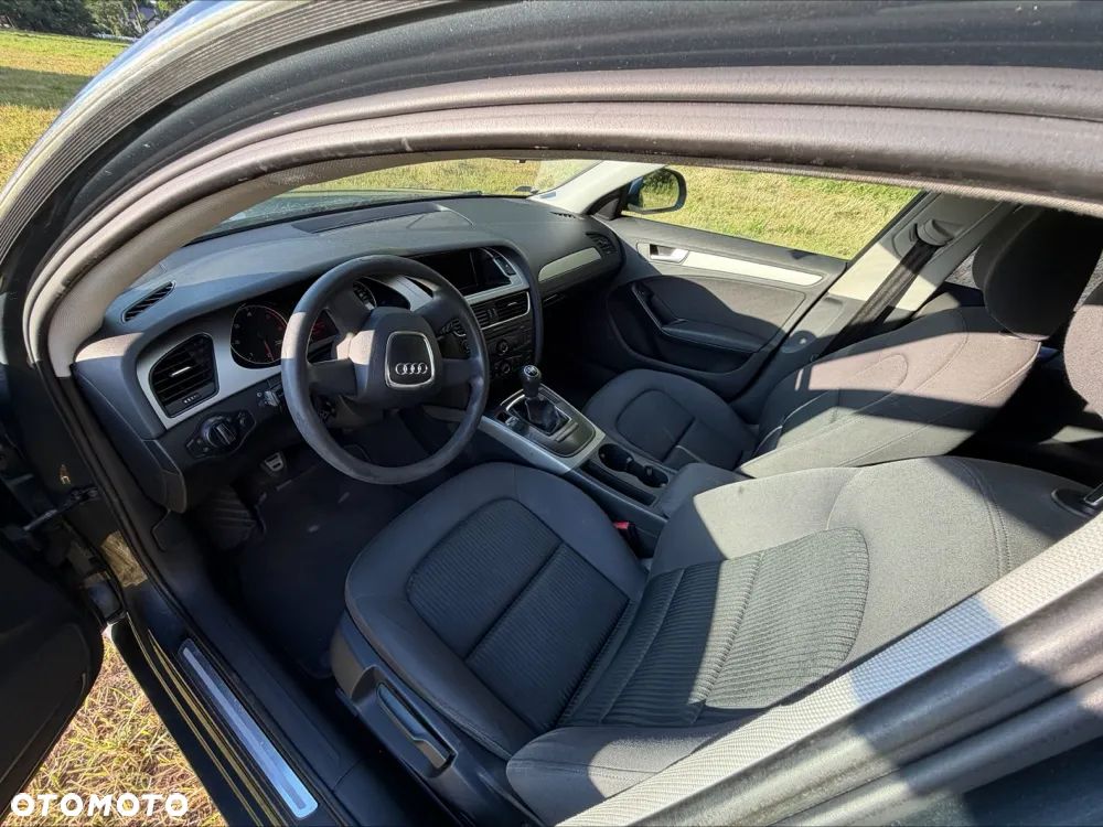 Audi A4 Avant - 9