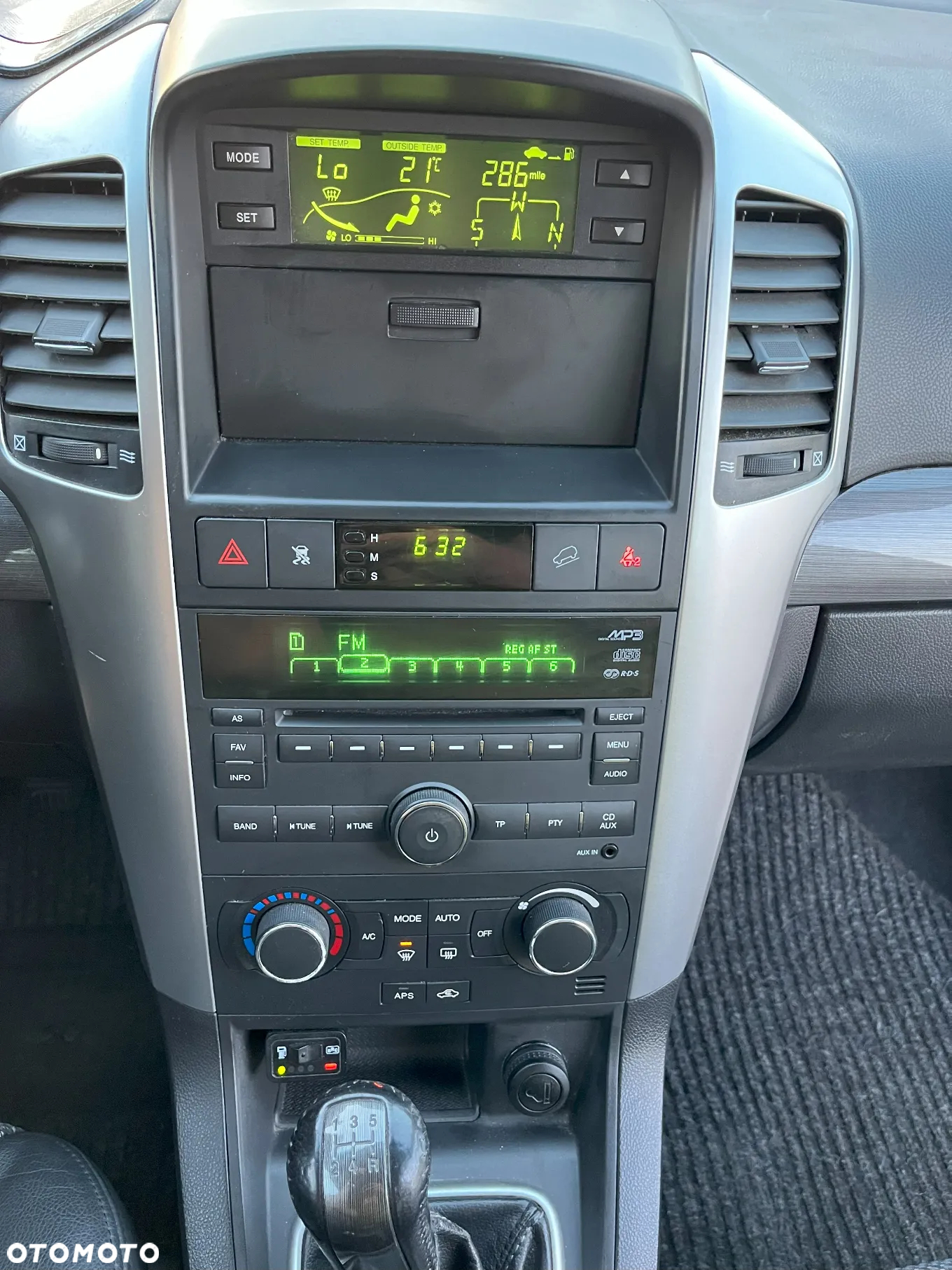 Chevrolet Captiva - 10