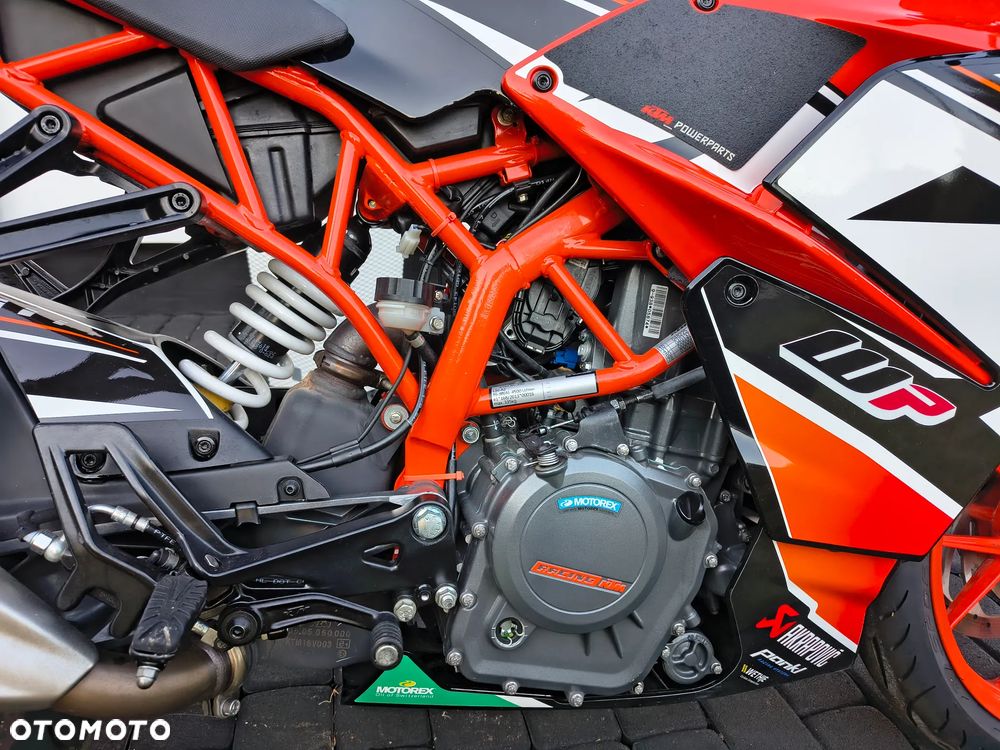 KTM RC 390 - 4