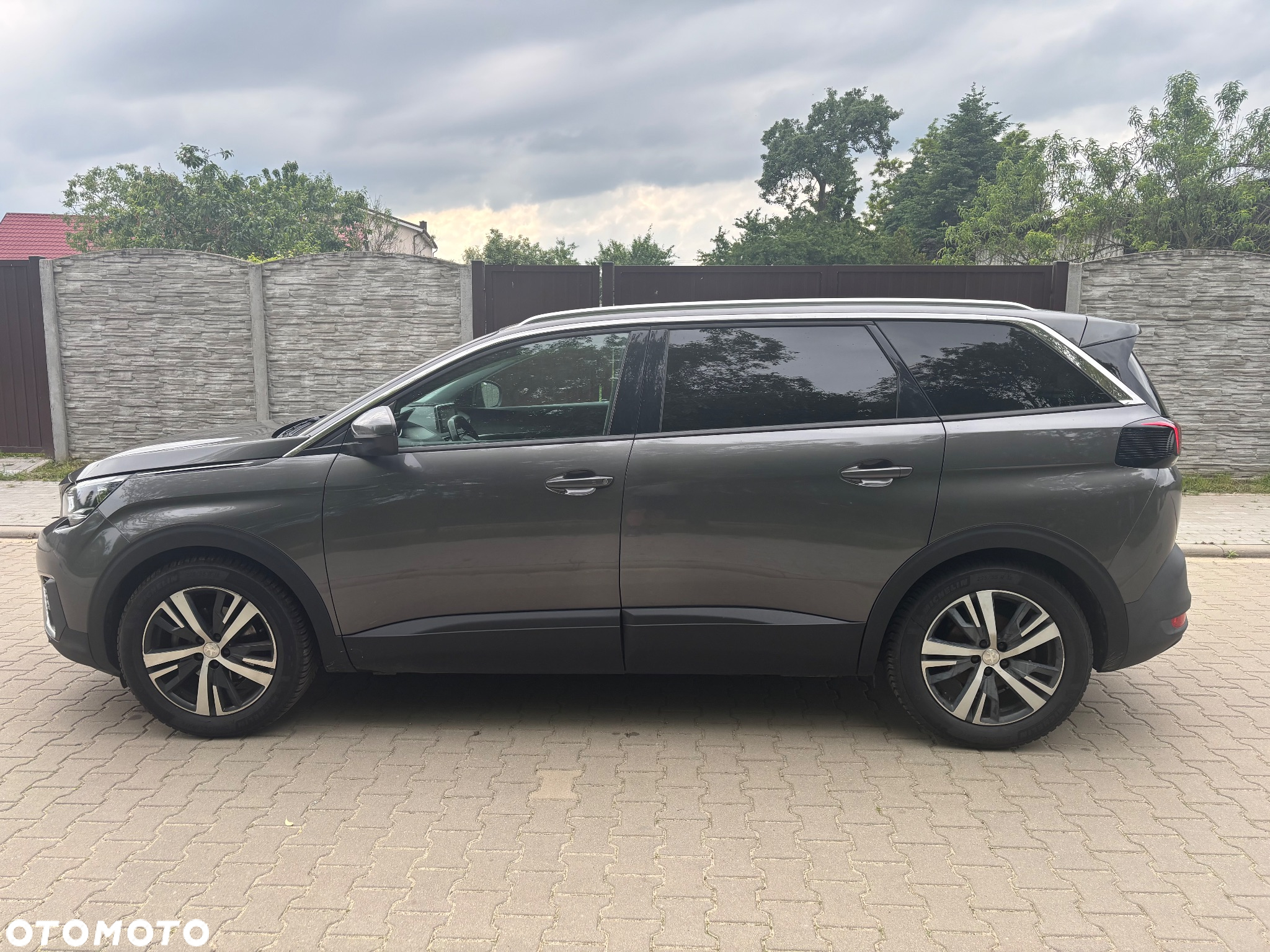 Peugeot 5008 1.2 PureTech Allure S&S - 6