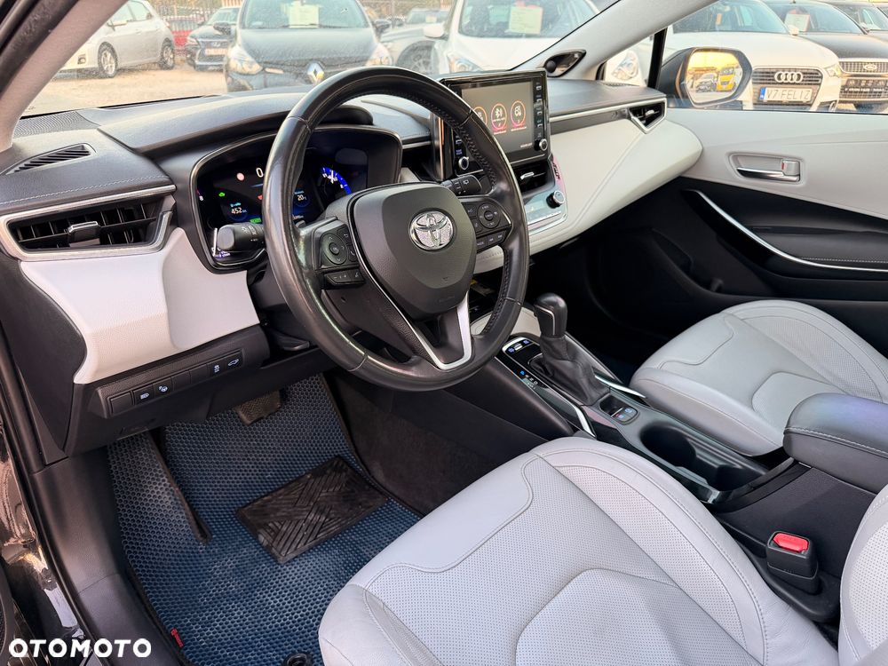 Toyota Corolla - 19