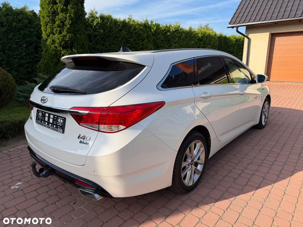 Hyundai i40 Kombi blue 1.6 Family - 5