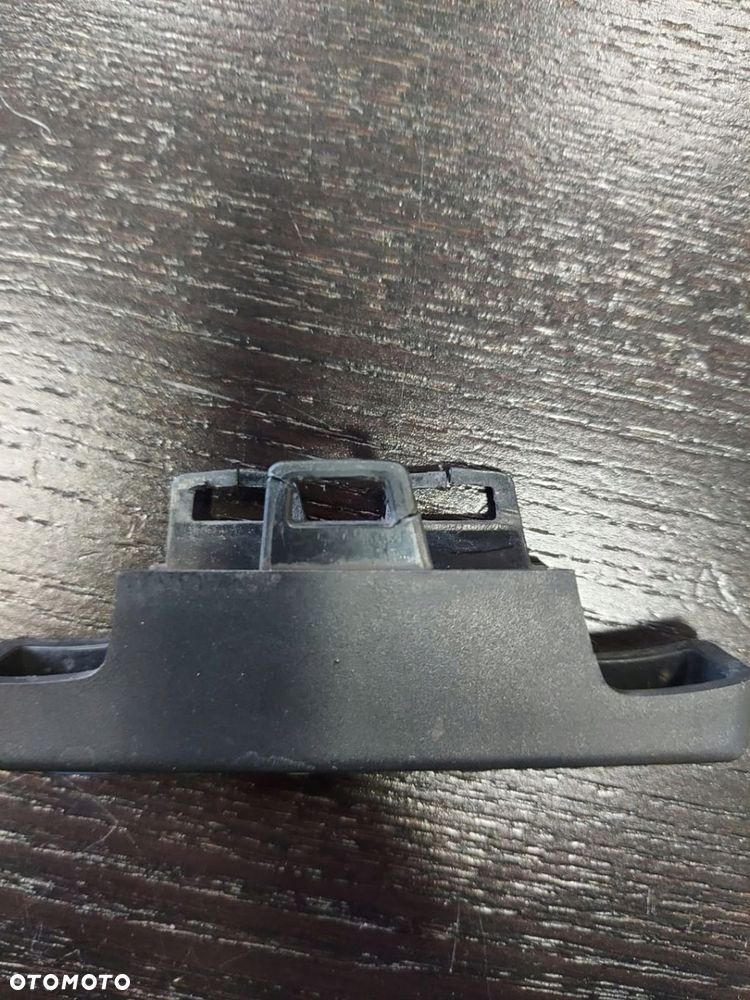 ZNACZEK AMG GRILL MERCEDES G KLASA A4638173300 - 2