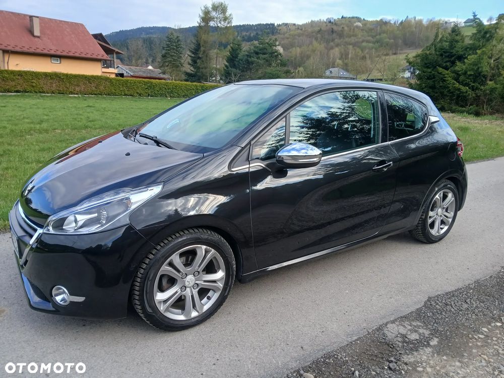Peugeot 208 120 VTI Allure - 6