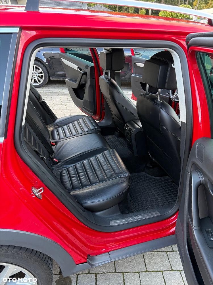 Volkswagen Passat Alltrack 2.0 TDI 4Motion DSG BlueMotion Tec - 15