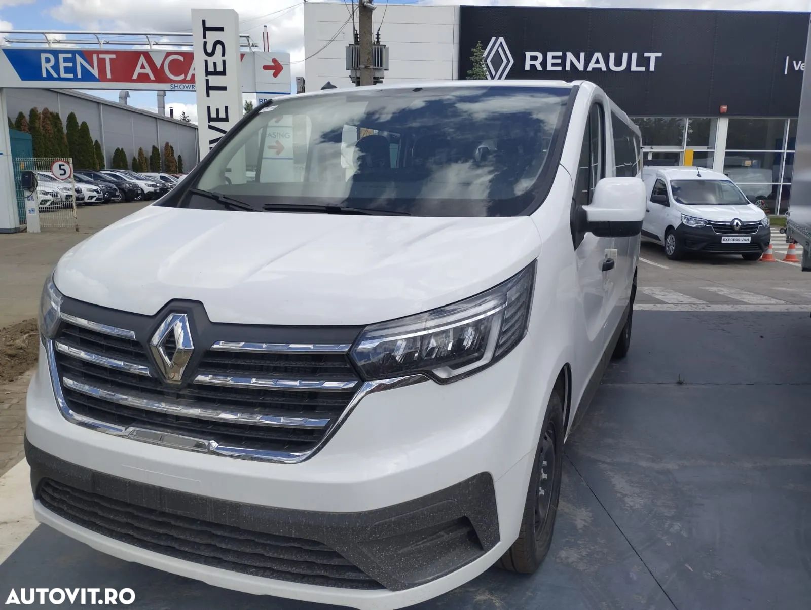 Renault Trafic Combi 2.0 Blue dCi 150 S&S L2 8+1 Zen - 1