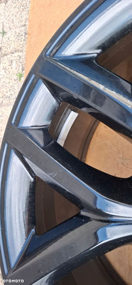 LAND ROVER VELAR L560 felga 20" 8,5Jx20CH ET45 5x108 N8A2-1007-AA - 4