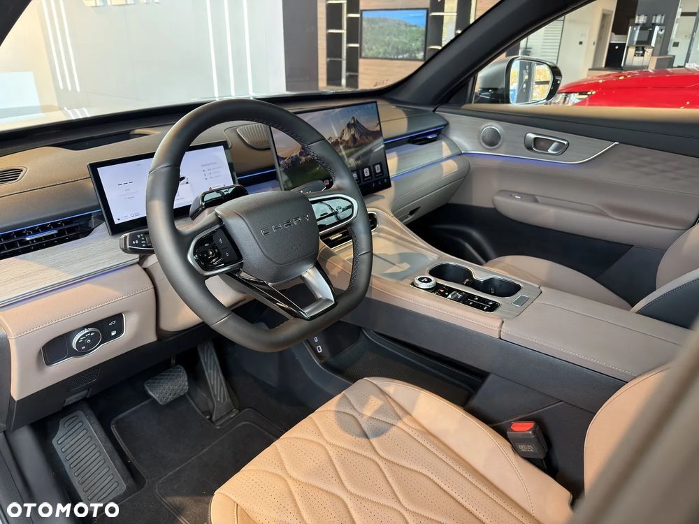 Chery Tiggo 8 1.5 T-GDI Super Hybrid Prestige DCT - 12