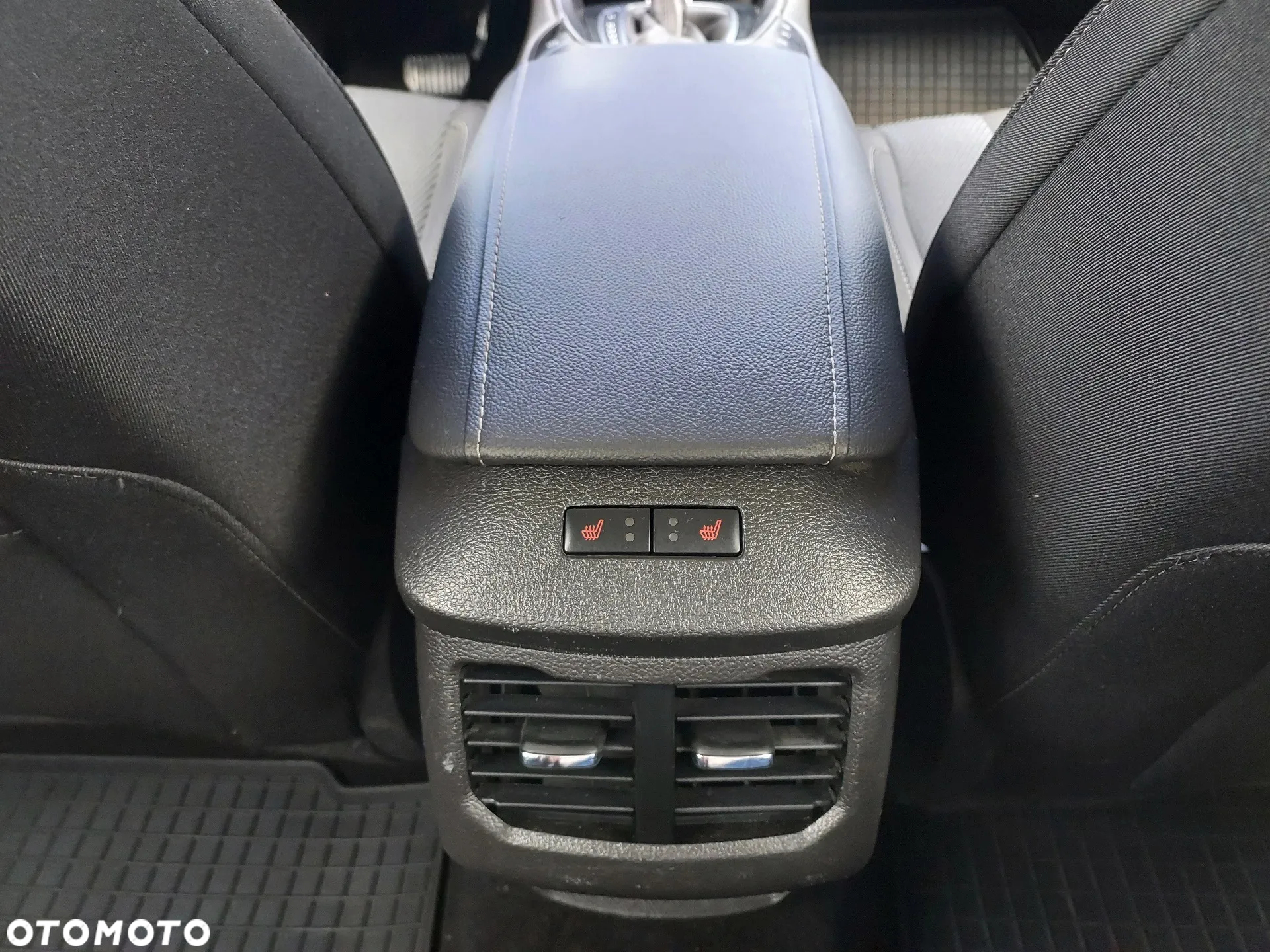 Ford Mondeo 2.0 TDCi Start-Stopp PowerShift-Aut Titanium - 34