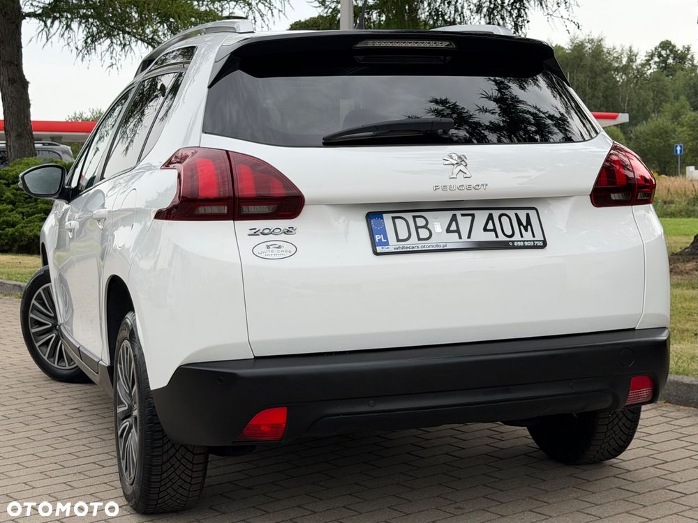 Peugeot 2008 PureTech 82 Signature - 28