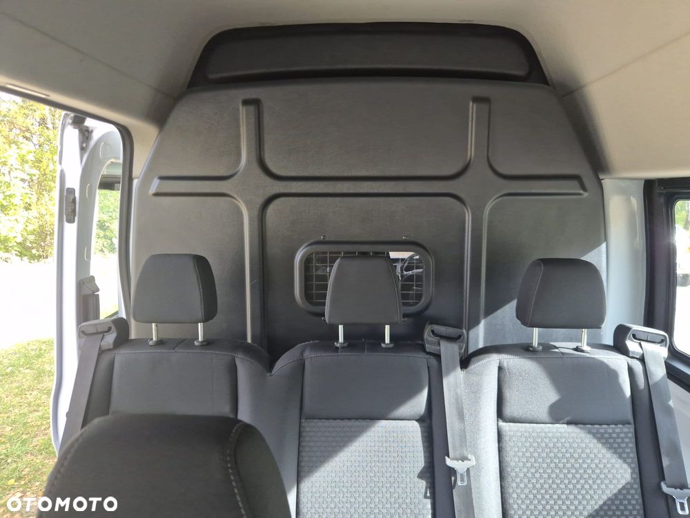 Ford Transit - 27