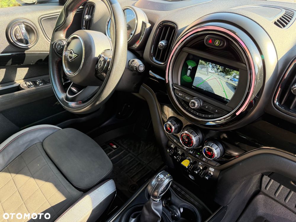 MINI Countryman Cooper SE ALL4 John Cooper Works Trim - 12