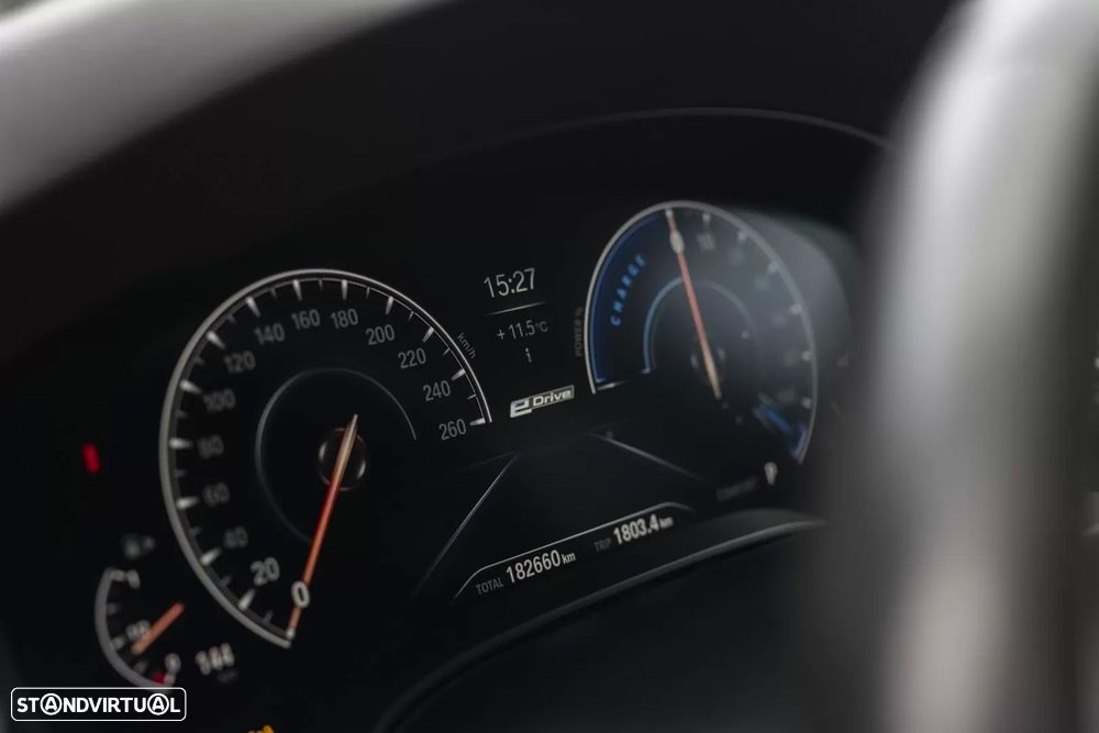 BMW 530 e iPerformance - 11