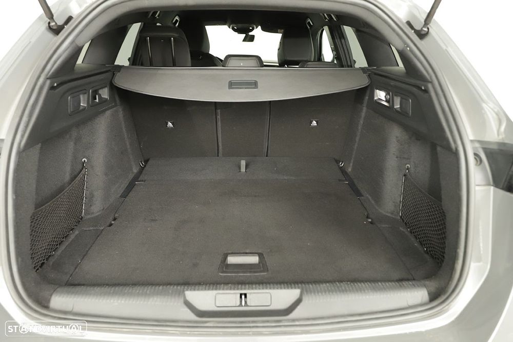 Peugeot 308 SW 1.2 PureTech GT EAT8 - 23