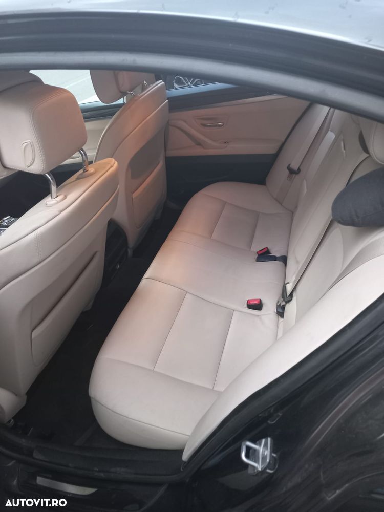 BMW Seria 5 535i - 11
