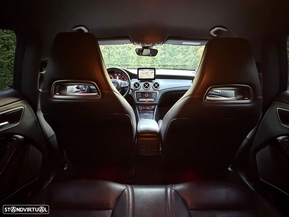 Mercedes-Benz CLA 180 d 7G-DCT AMG Line - 17