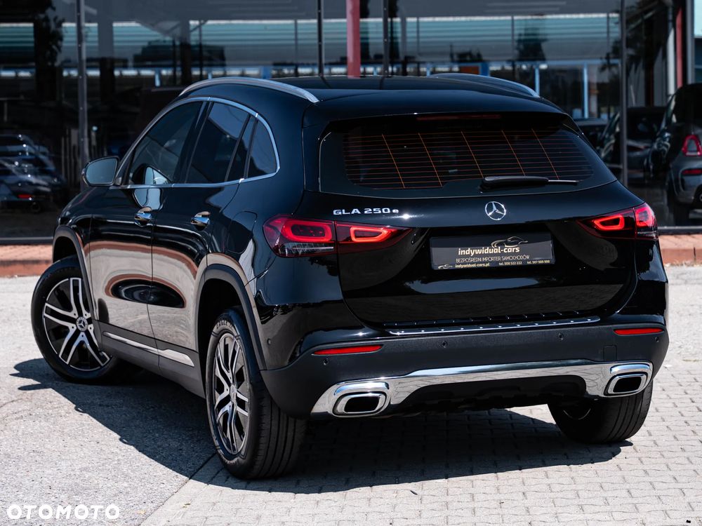 Mercedes-Benz GLA 250 e 8G-DCT Edition Progressive Line - 5