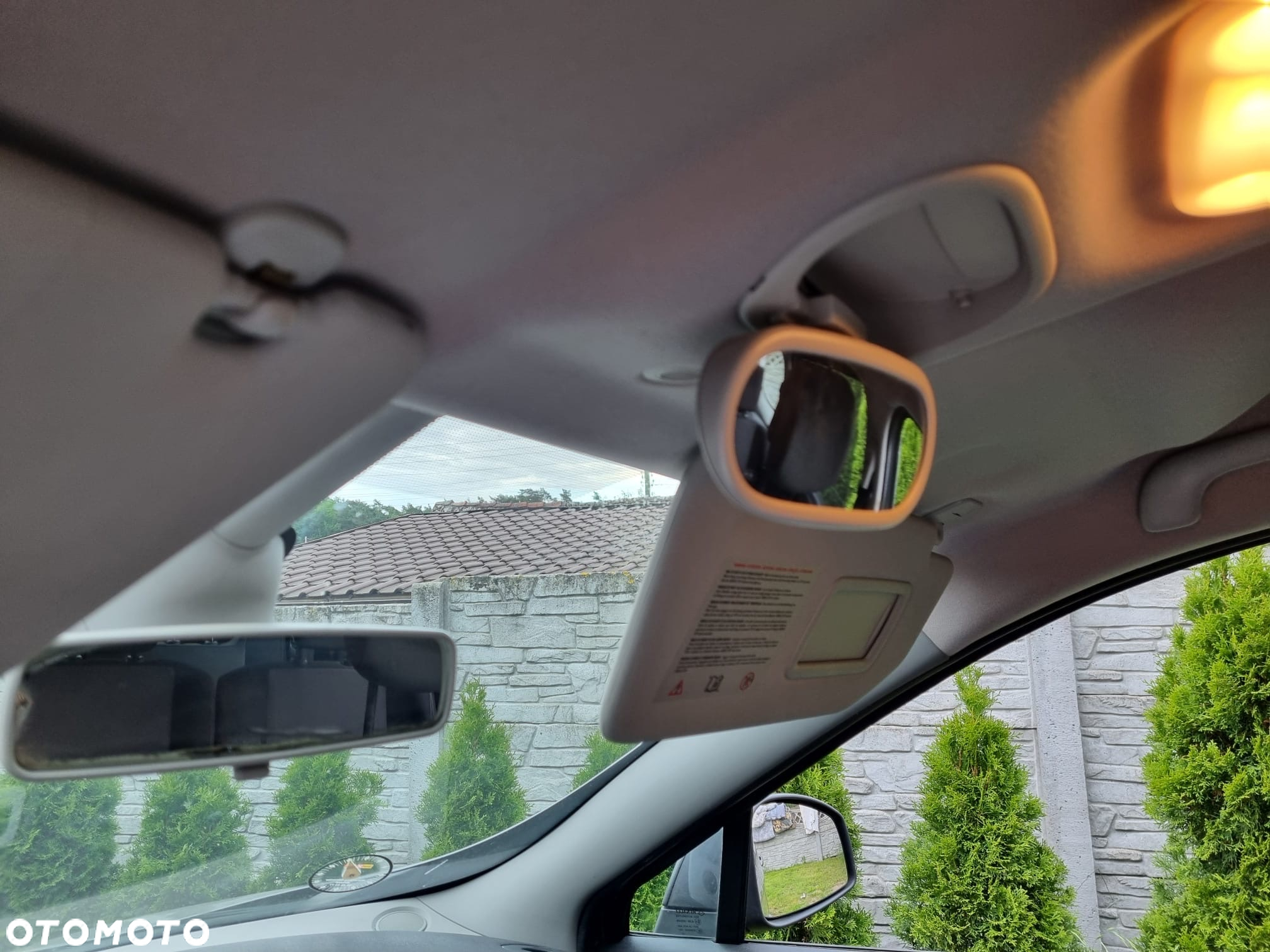 Renault Grand Scenic - 33
