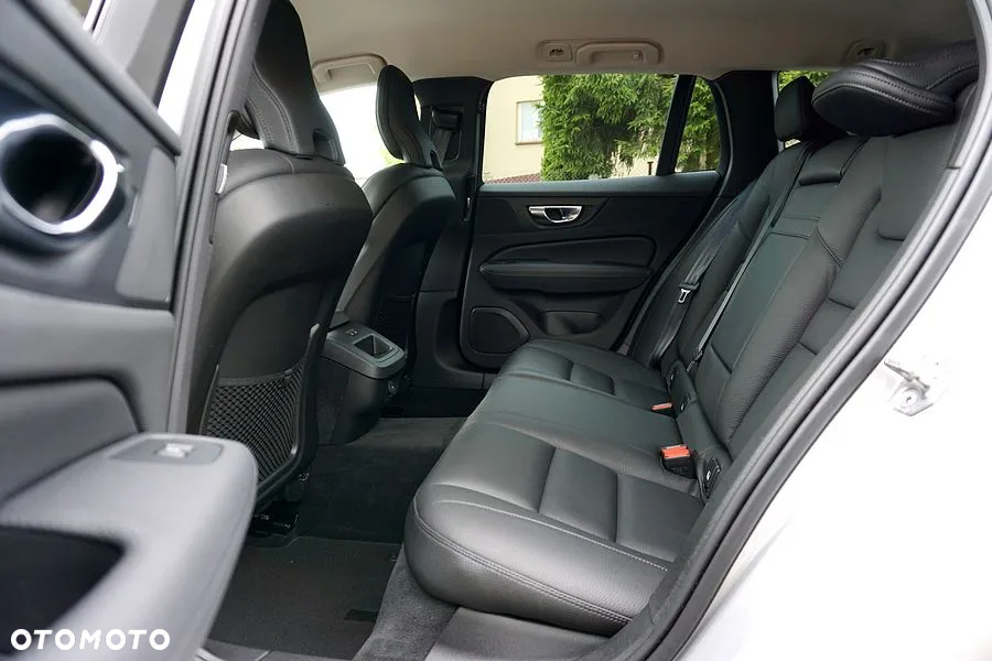Volvo V60 B5 B Geartronic Inscription - 26