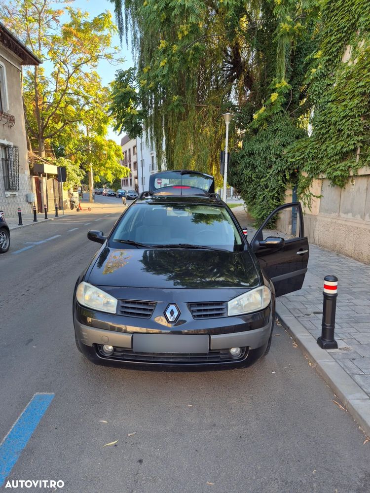 Renault Megane II Sedan 1.6 Influence - 2