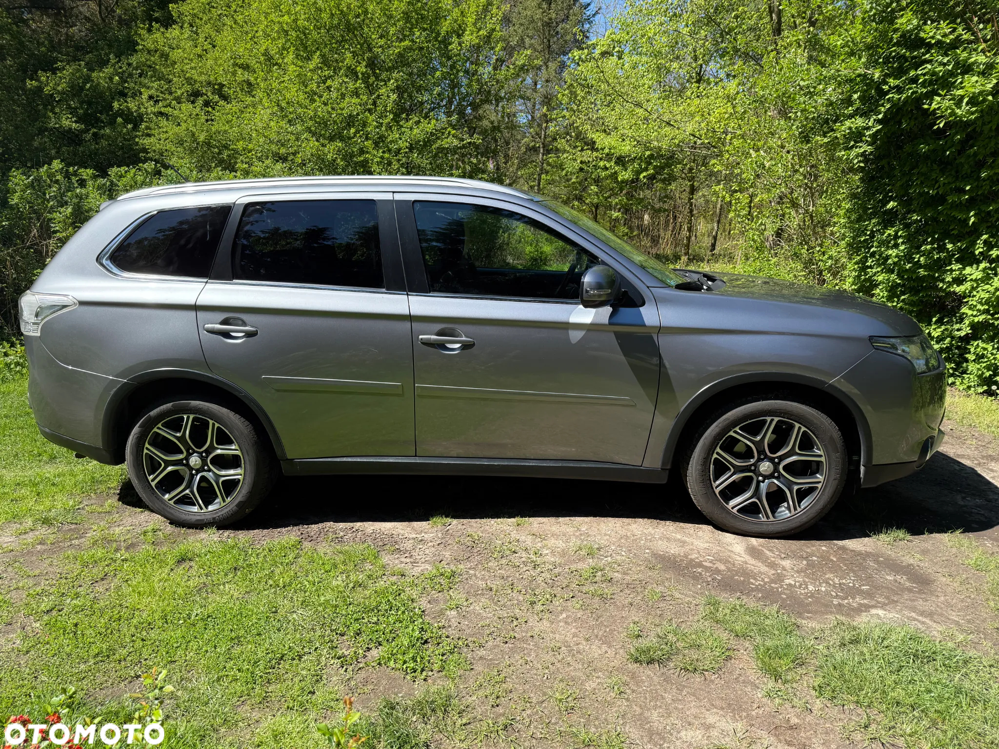 Mitsubishi Outlander - 4