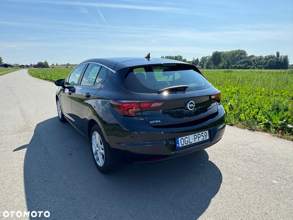 Opel Astra 1.6 CDTI Essentia - 27