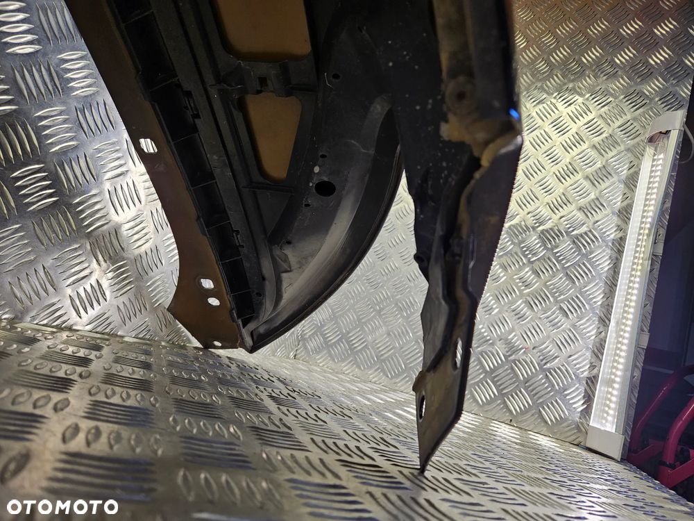 VW TOUAREG 7L LIFT 06-09R BLOTNIK PRAWY LC9Z 7L6621106C - 9