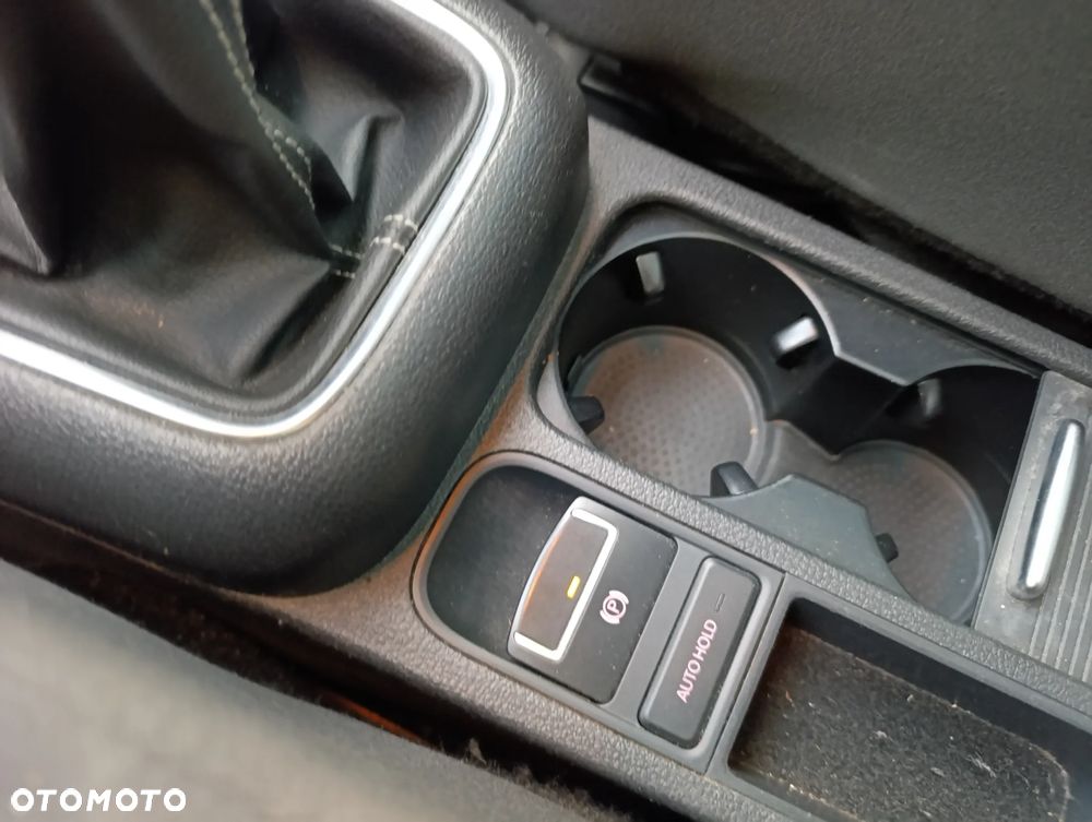 Volkswagen Tiguan 2.0 TDI DPF BlueMotion Technology Exclusive - 16
