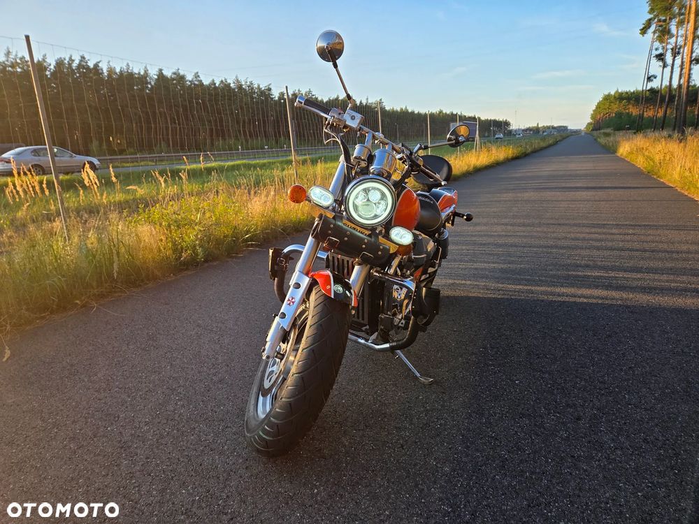 Suzuki Marauder - 5
