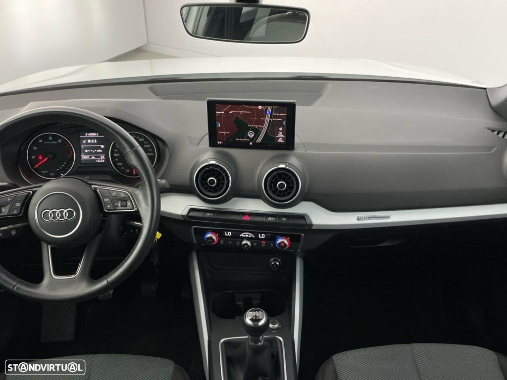 Audi Q2 1.0 TFSI Design - 10