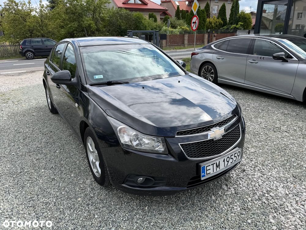 Chevrolet Cruze 1.8 LT - 18