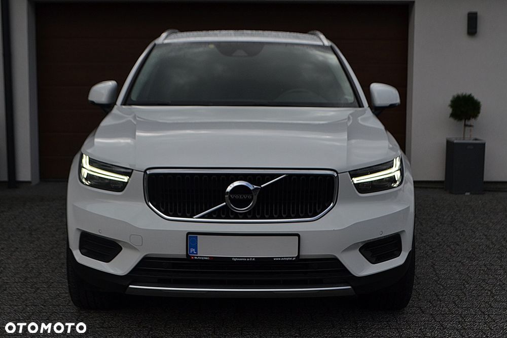 Volvo XC 40 T3 Momentum - 2