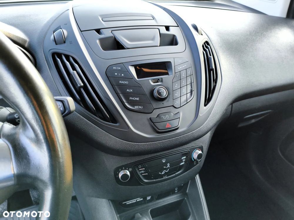 Ford Transit Courier Trend - 17