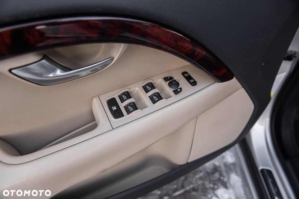 Volvo S80 V8 AWD Summum - 16