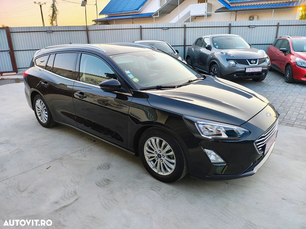 Ford Focus 1.5 EcoBlue Start-Stopp-System Aut. TITANIUM DESIGN - 2