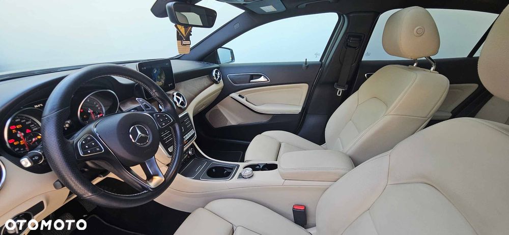 Mercedes-Benz GLA 250 4-Matic - 3