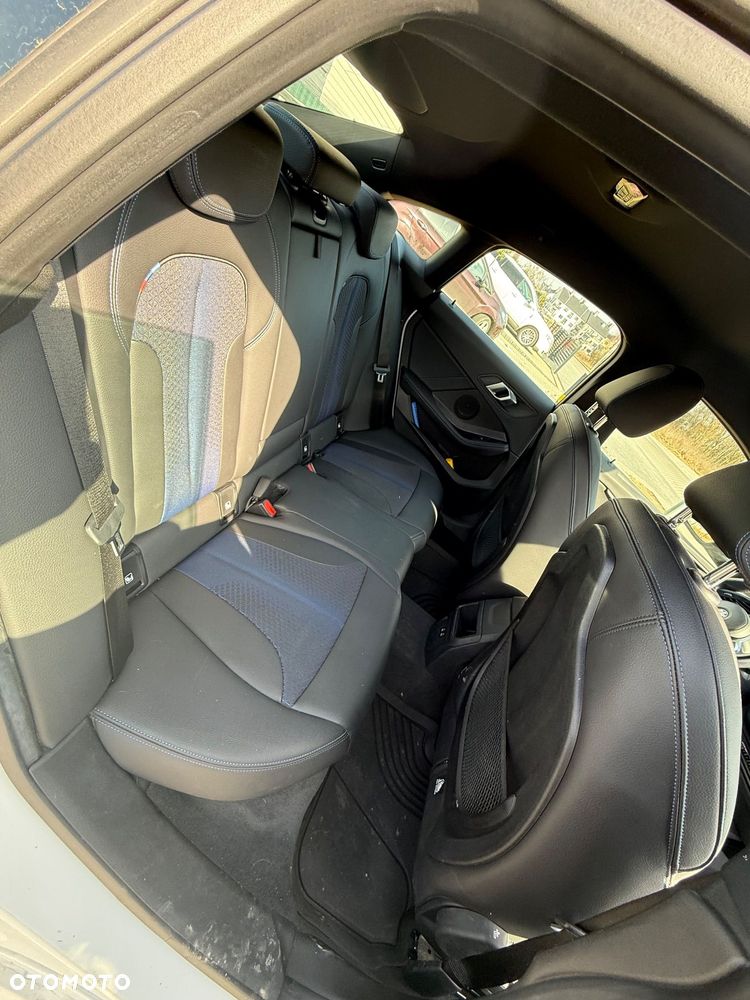 BMW Seria 2 216d GT M Sport - 8