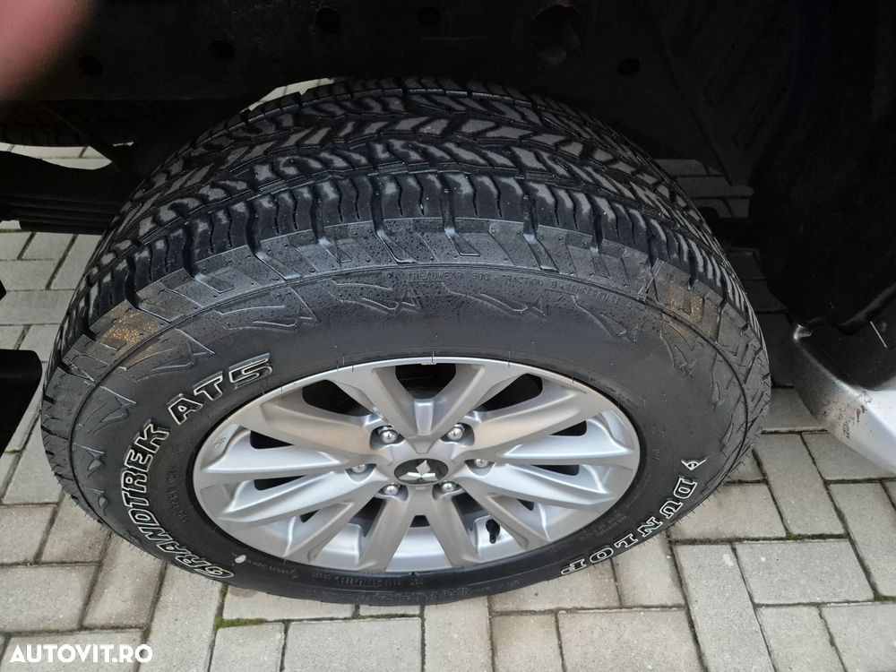 Mitsubishi L200 Double Cab 2.4 DI-D AS7G MIVEC IC Instyle - 12